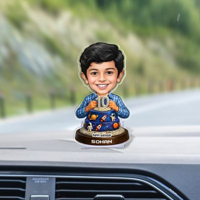 Personalized Astronaut Space Themed Bobblehead Caricature for Boys Birthday Gift for Kids, Son, Brother Tabletop Decor for Study Desk & Kids' Bedroom Battery Powered Moving Head